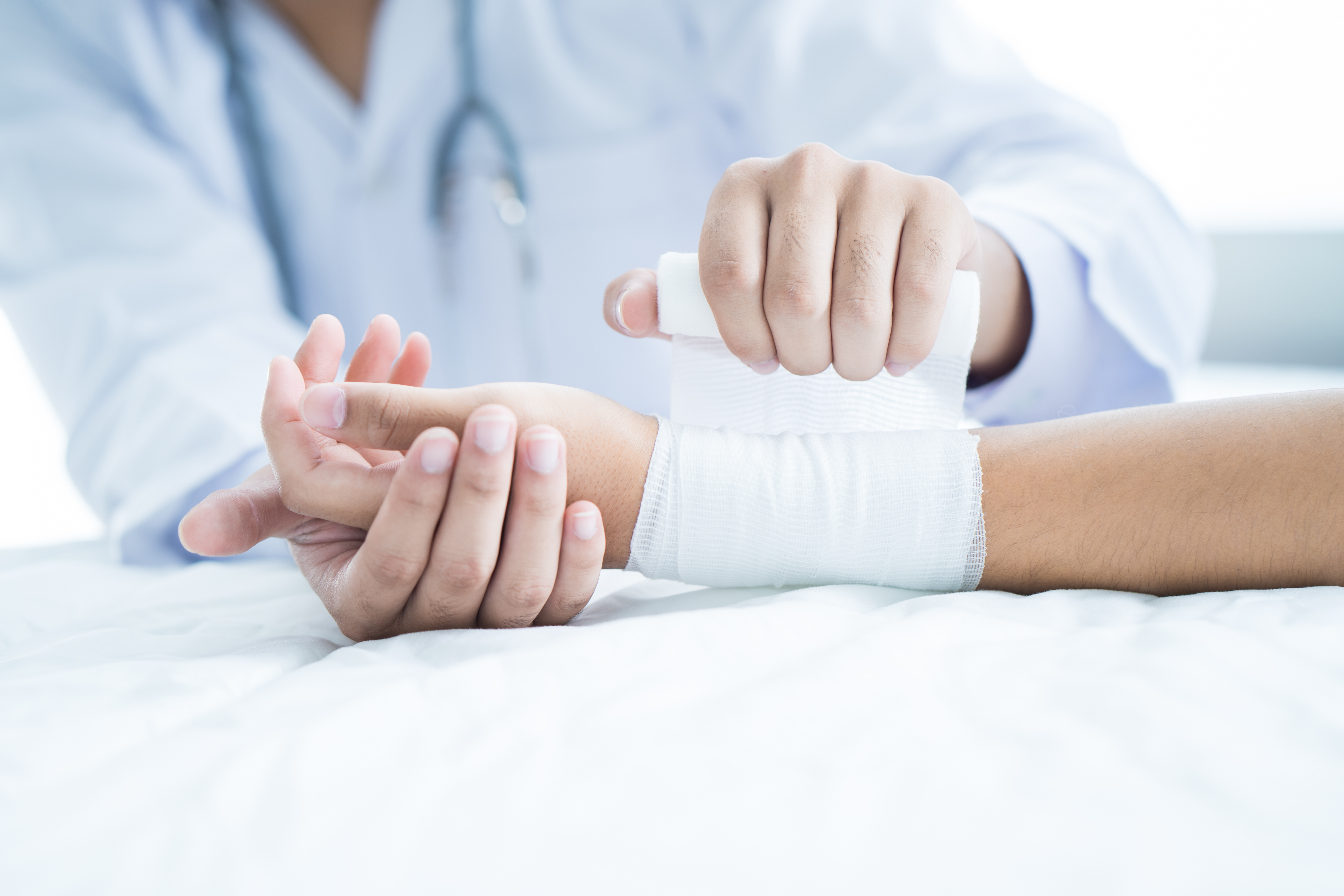 Orteza ortoCAST – nowoczesna alternatywa dla gipsu